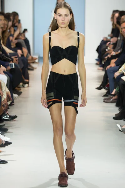 Look 15